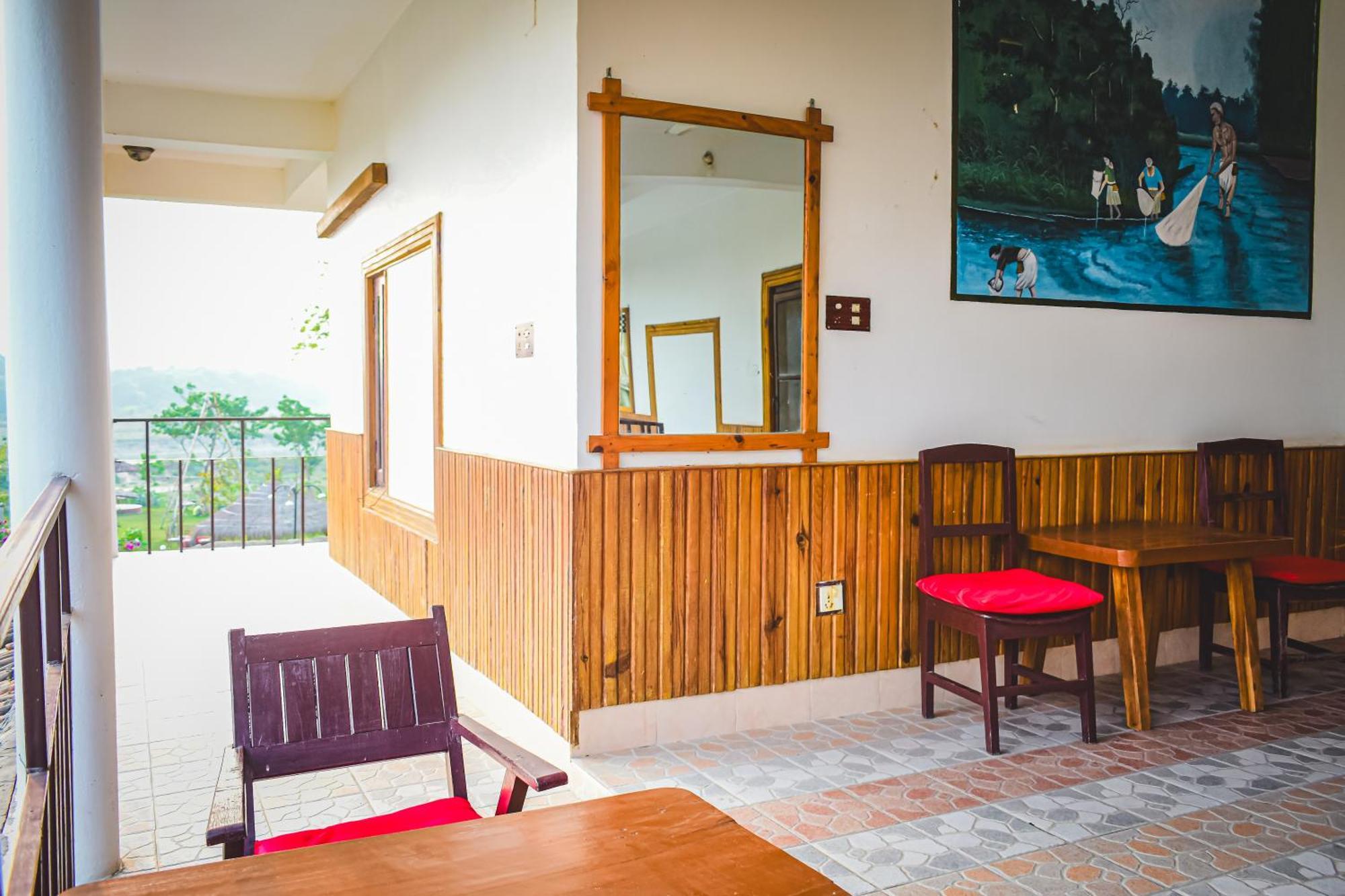 Hotel Riverside With Swimming Pool Sauraha Exteriér fotografie